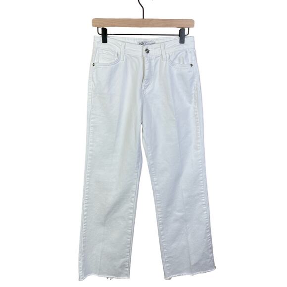 ZARA Womens Size 0 White Wide leg Jeans Mid-Rise Loose Fit Summer Raw Hem Denim - Picture 2 of 9